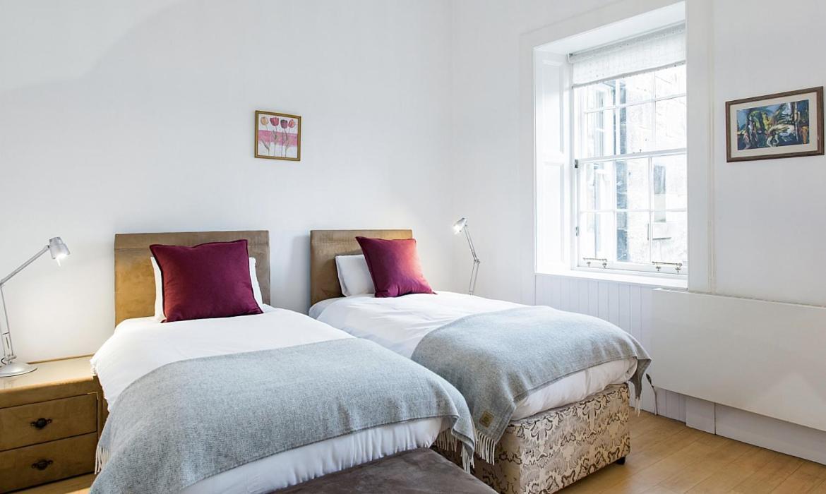 Royal Mile Apartments Эдинбург Экстерьер фото